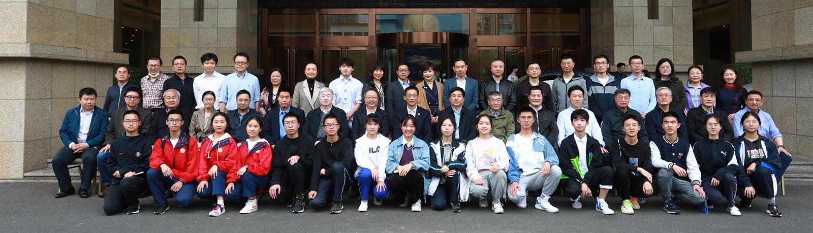 英才计划生物学科工作委员会赴四川大学调研